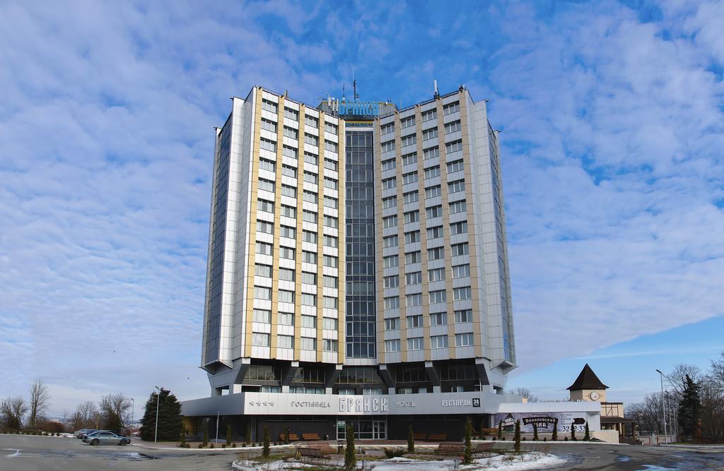 Bryansk Hotel ภายนอก รูปภาพ